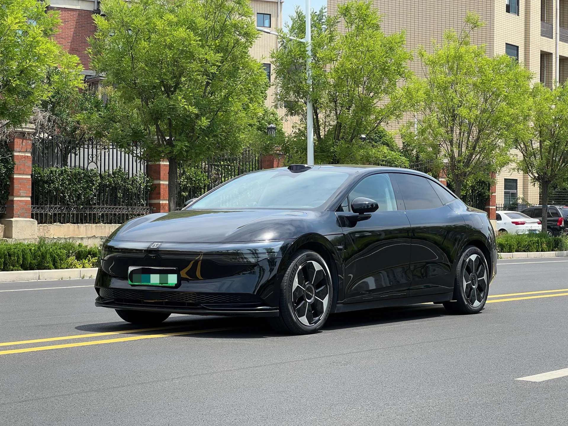 JiKrypton 2025 Model JiKrypton 007 4WD Intelligent Driving Edition 75kWh Automatic