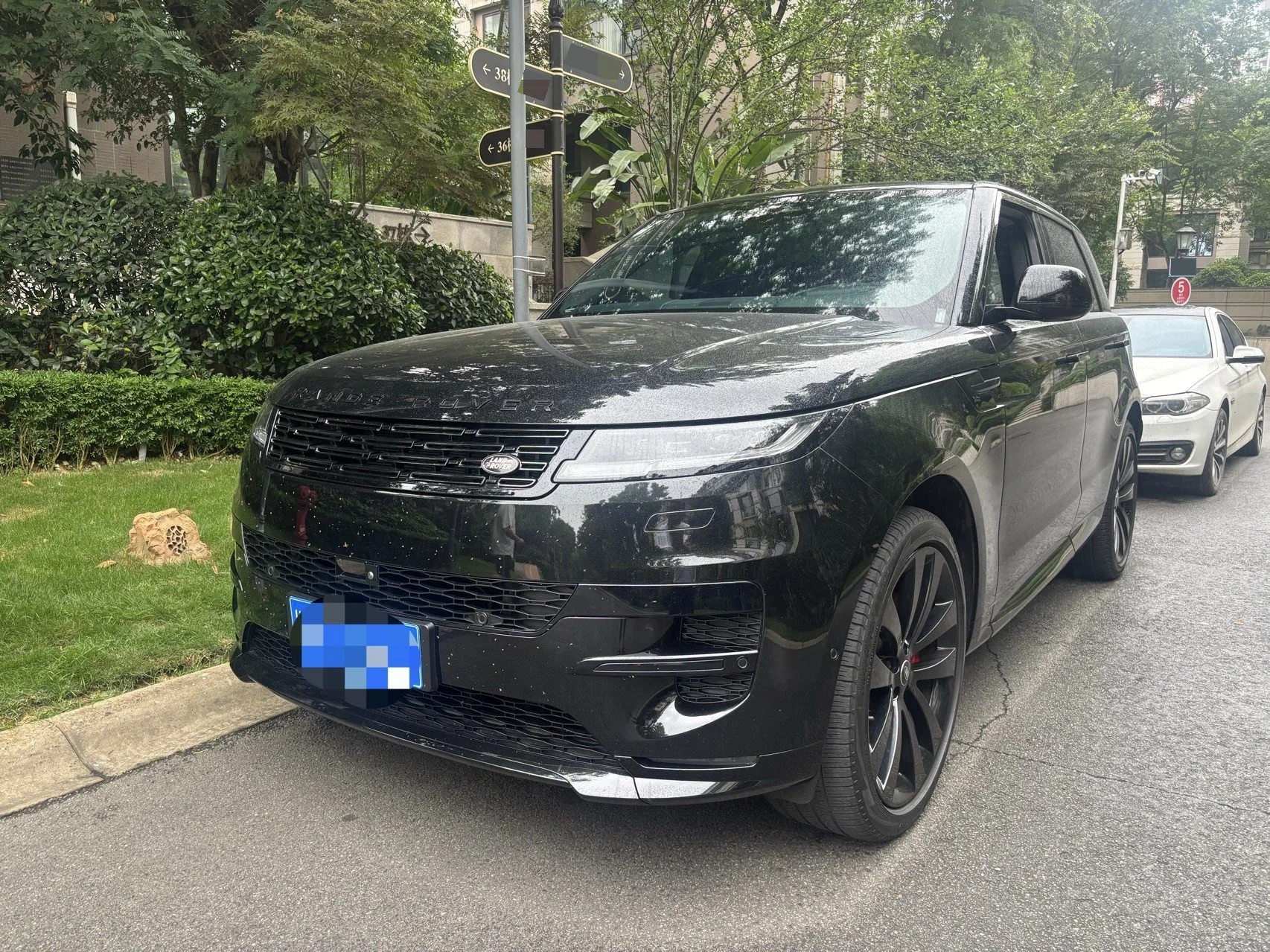 2023 Land Rover Range Rover Sport (Imported) 48V 3.0T P400 First Edition Automatic