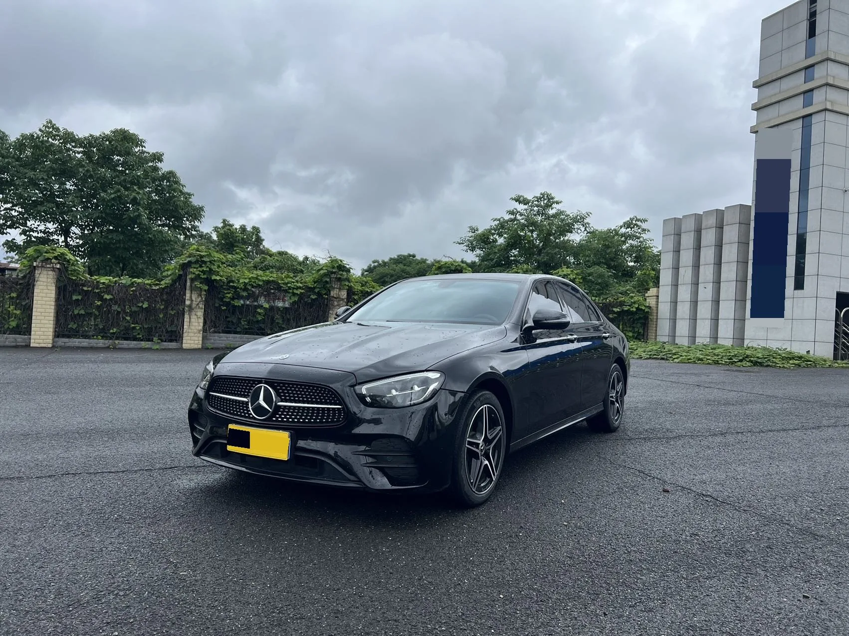 奔驰E级(进口) 2021款 改款 E 260 豪华型运动版