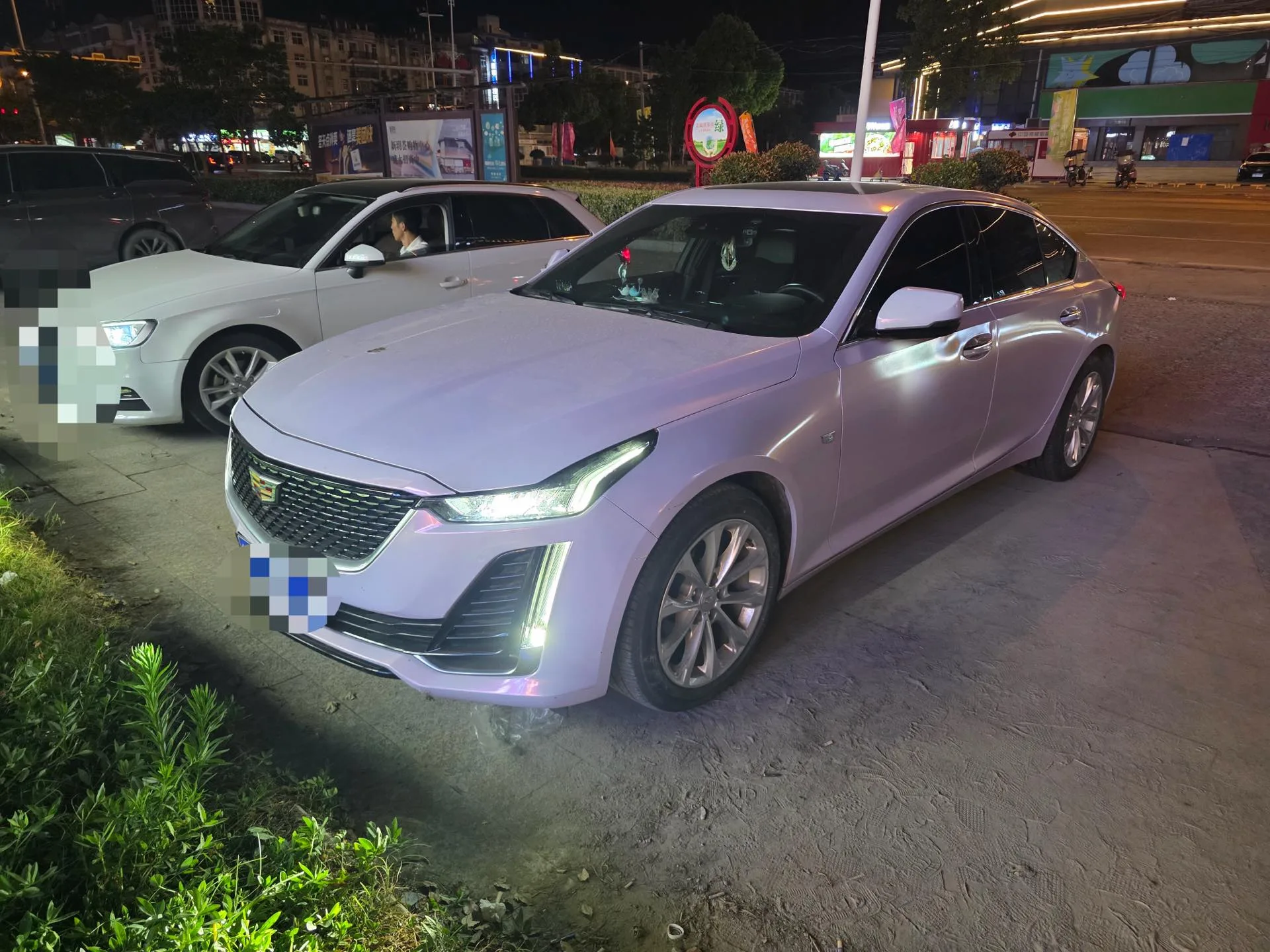 2022 Cadillac CT5 28T Luxury