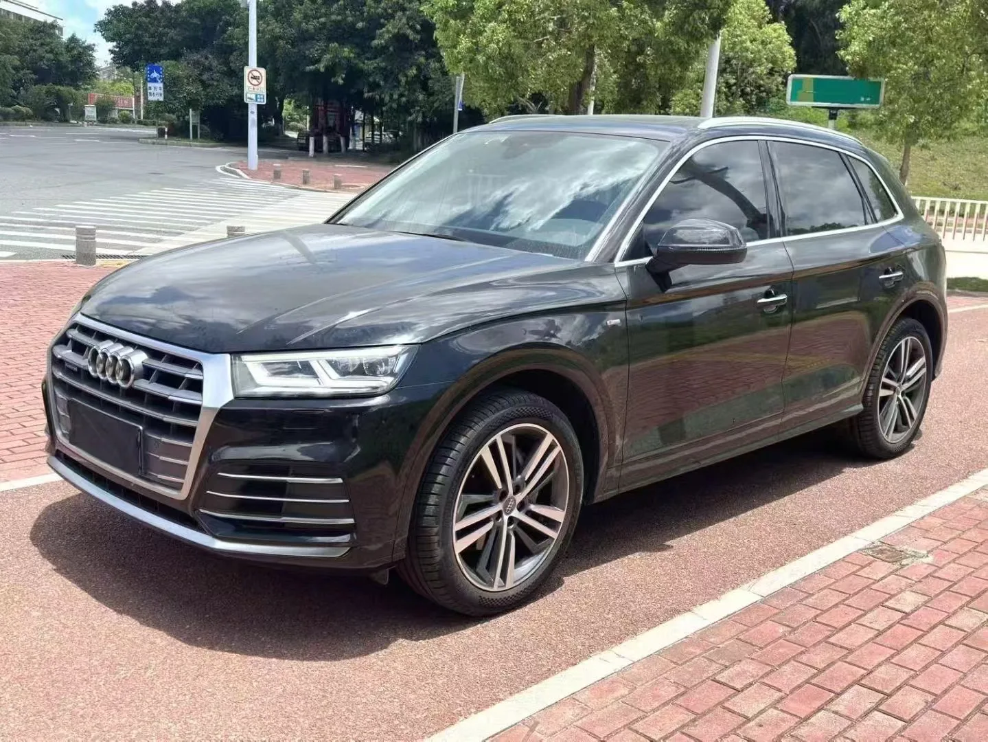 Audi Q5L 2020 40 TFSI Luxury Fashion Edition
