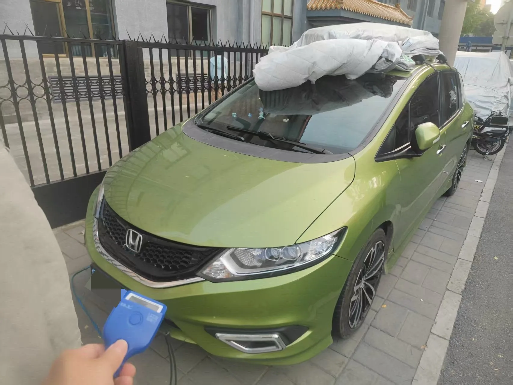 Jade 2013 Model Year 1.8L CVT Luxury Edition 6-Seater
