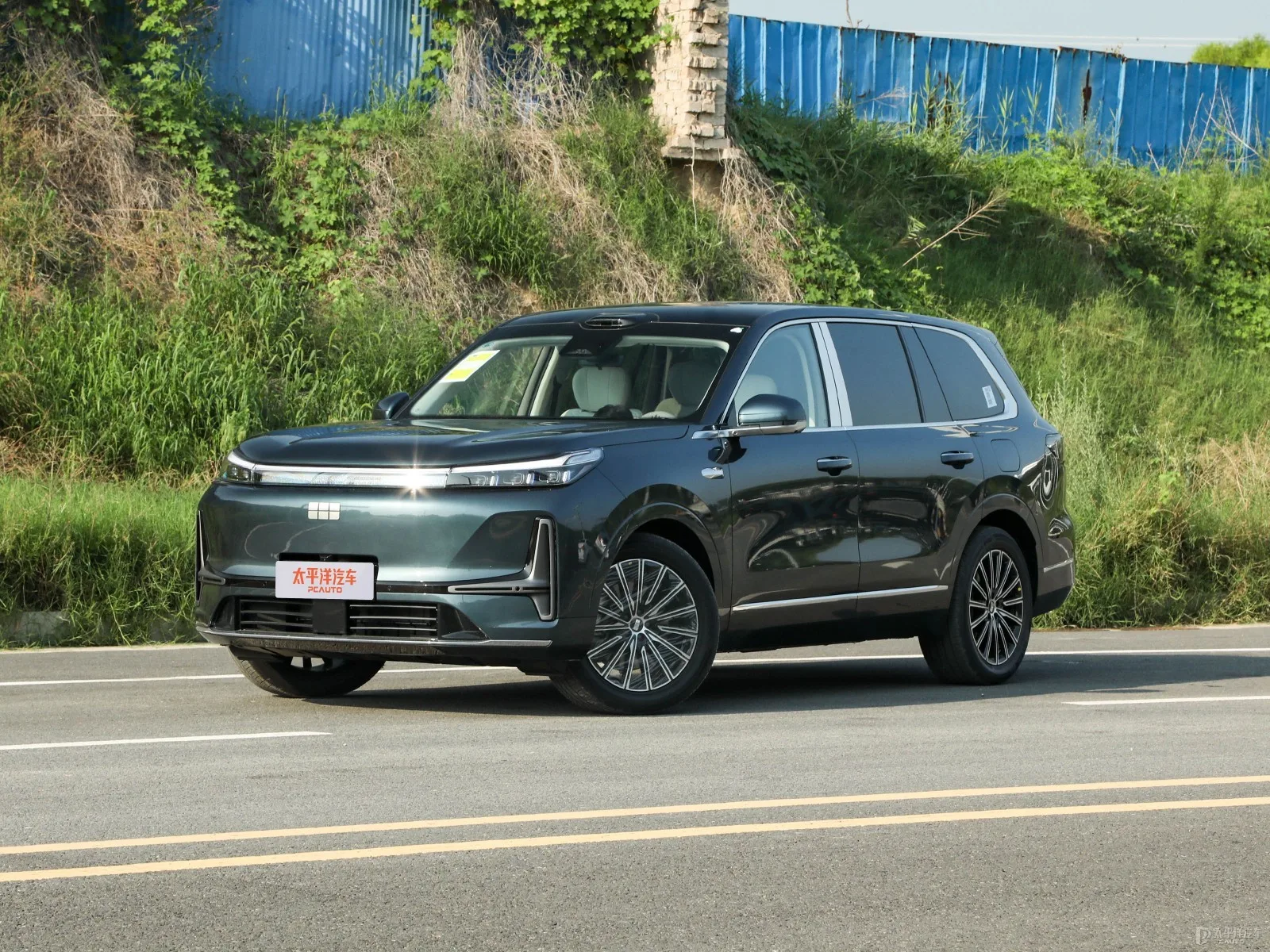 Geely Galaxy M9 230KM 2WD Explore Edition — Authorized new car for export from China (listing thumbnail)