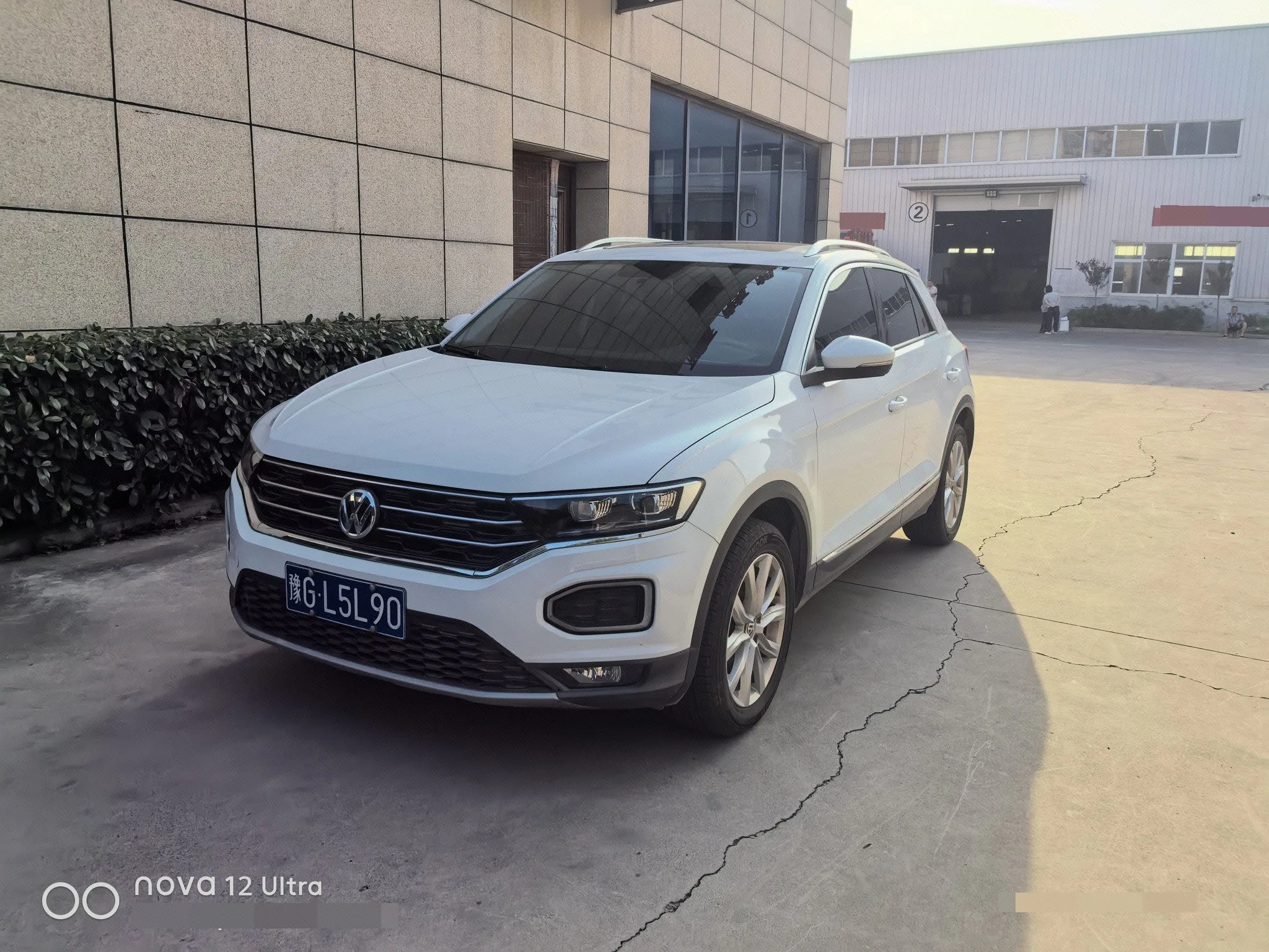 2019 T-ROC, 230TSI DSG Front-Wheel Drive "Progressive" Trim, China V Emission Standard