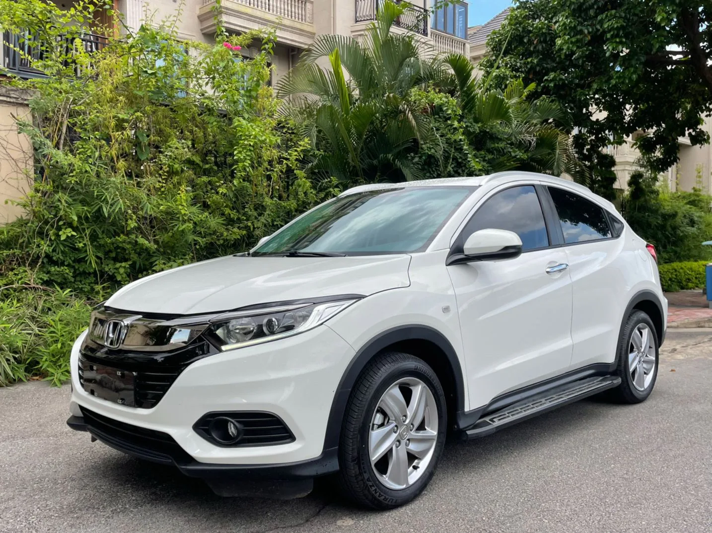 Vezel 2020 1.5L CVT Luxury Edition