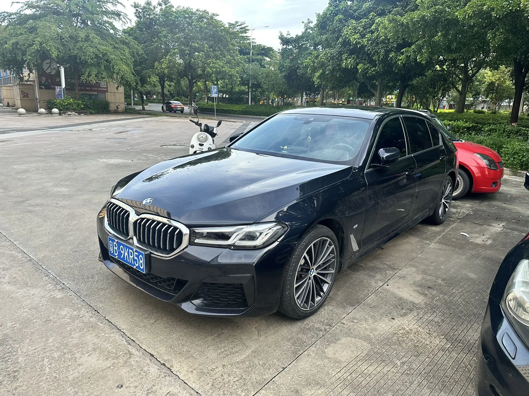 BMW 5 Series 2022 Facelift II 530Li Leading Model M Sport Package