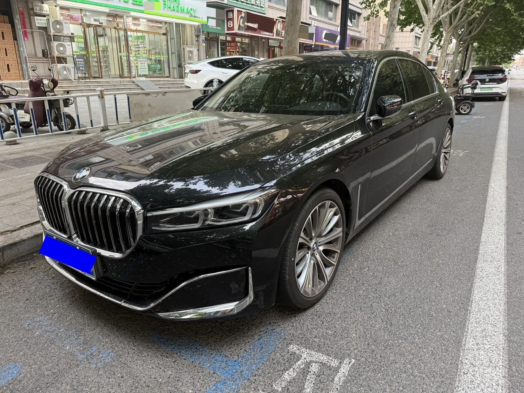 2021 BMW 7 Series 740Li Leading Luxury Package