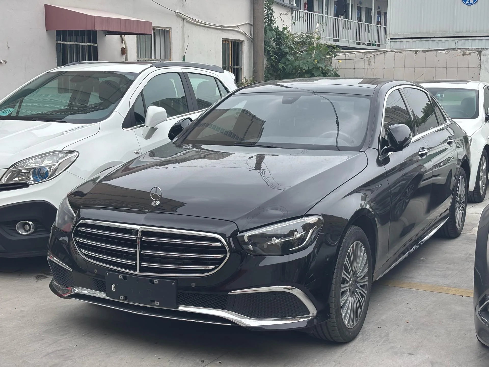 Mercedes-Benz E-Class 2023 E 300 L Luxury