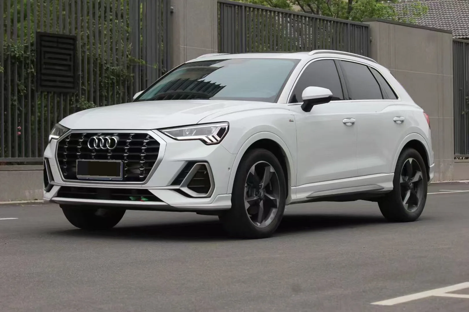 Audi Q3 2022 35 TFSI Fashion Dynamic Edition