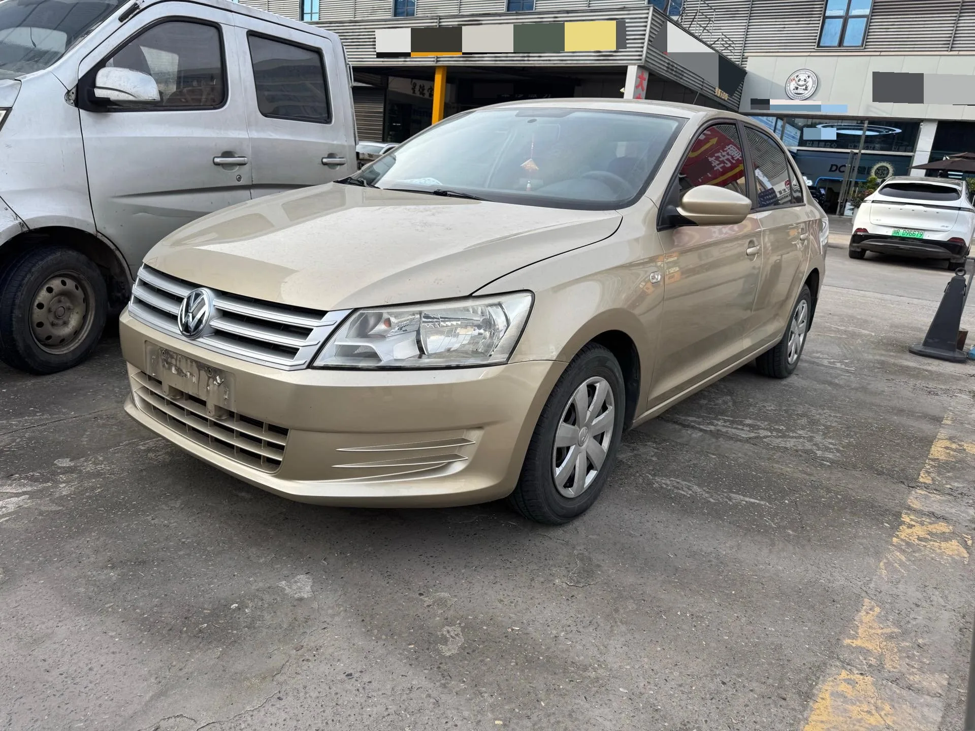 Santana 2013 1.6L Automatic Fashion Edition
