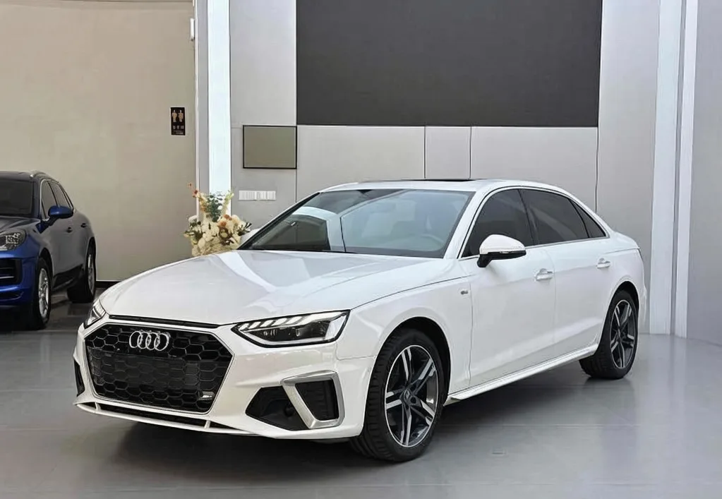 Audi A4L 2020 40 TFSI Luxury Dynamic