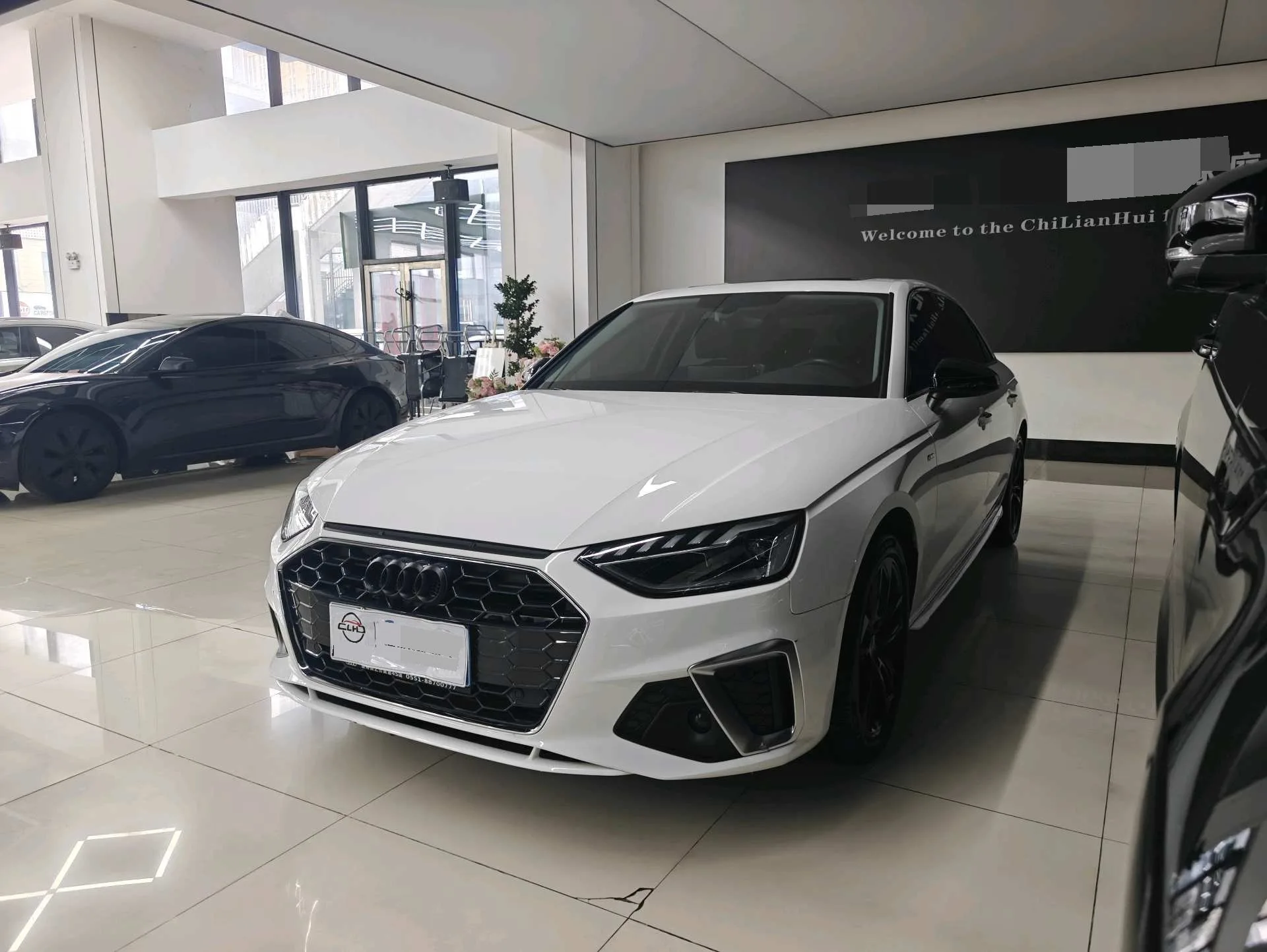 Audi A4L 2023 40 TFSI Fashion Dynamic Edition