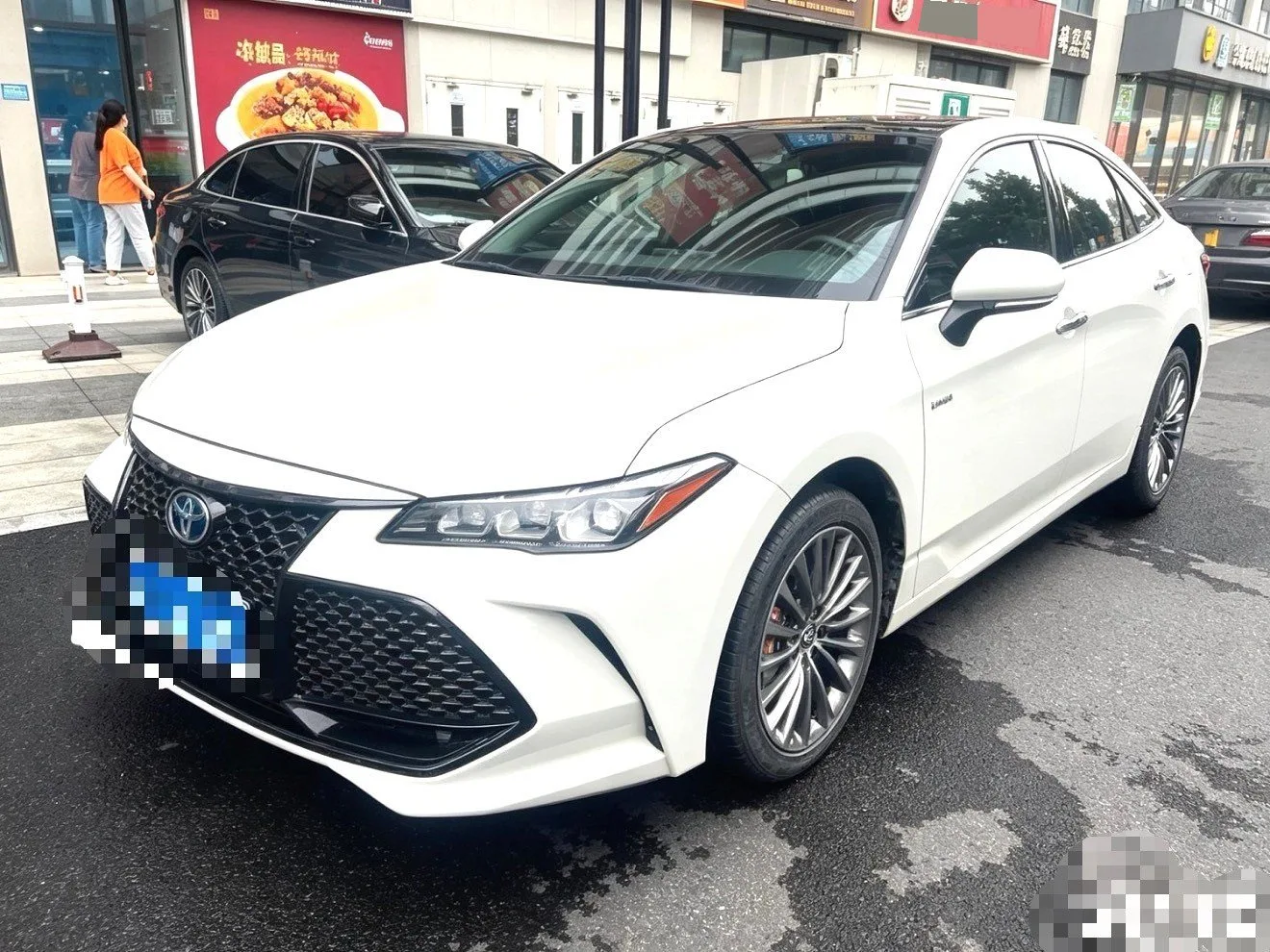 2019 Toyota Avalon Hybrid 2.5L XLE Premium Edition (National V Emission Standard)