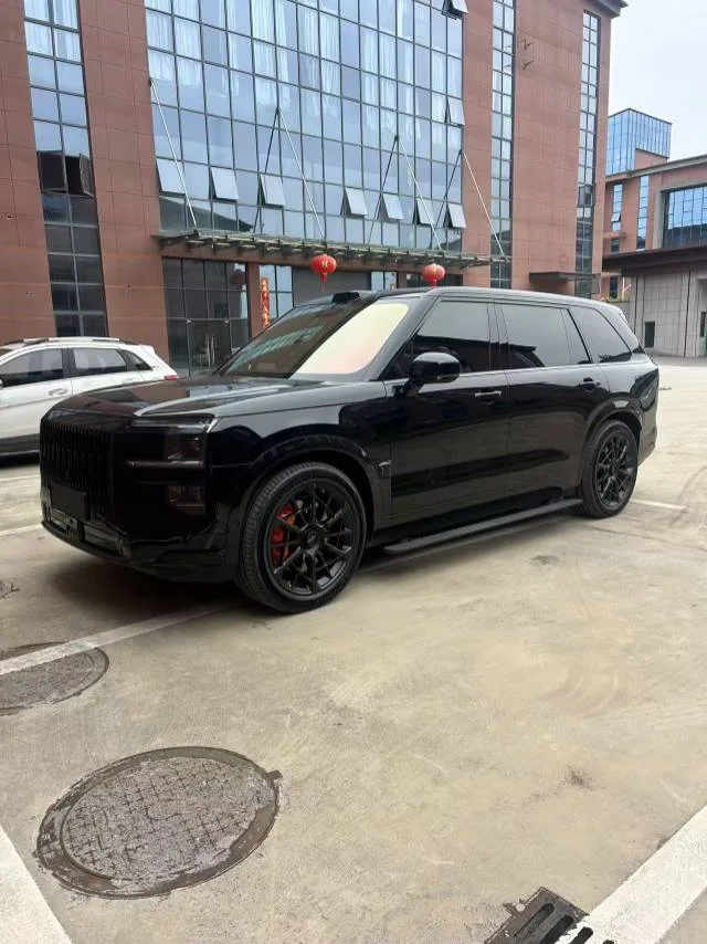 Zeekr 2025 Model Zeekr 9X 2.0T Radiant Black Edition 70kWh Automatic Transmission