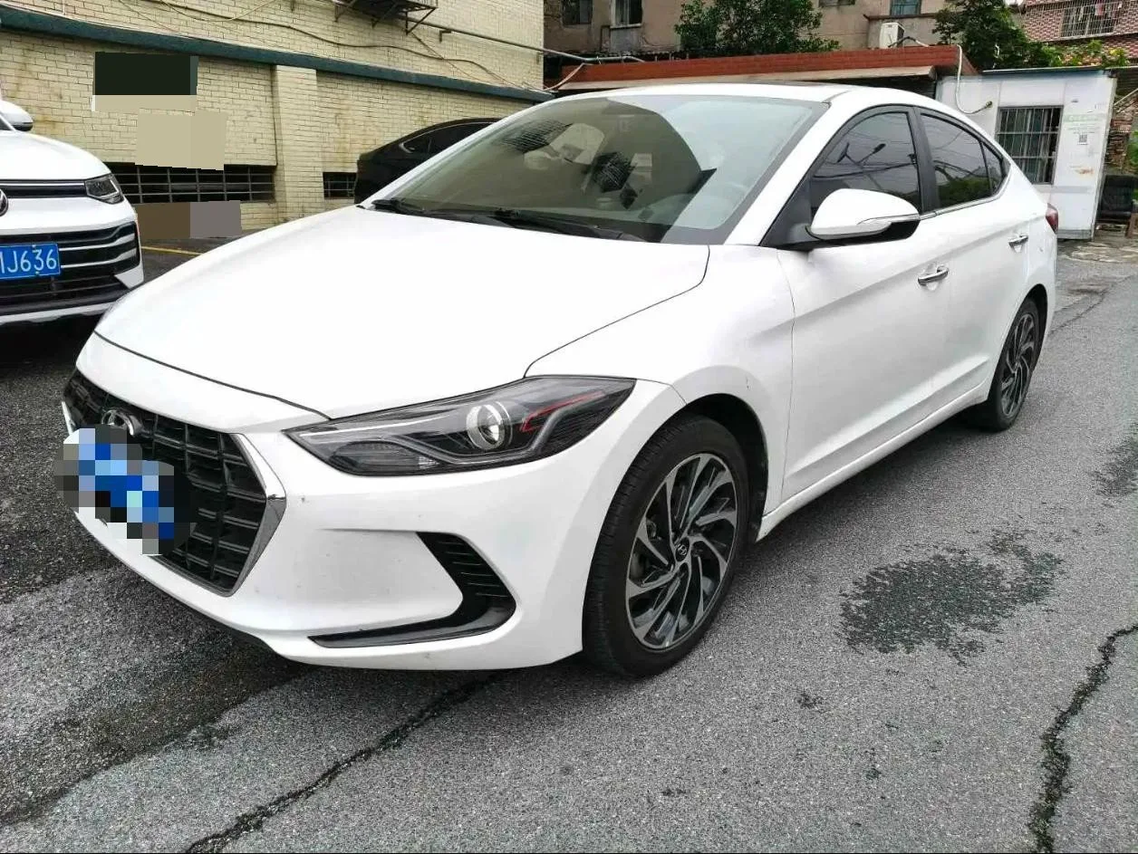 Hyundai Elantra 2020 1.5L CVT Smart Luxury Edition