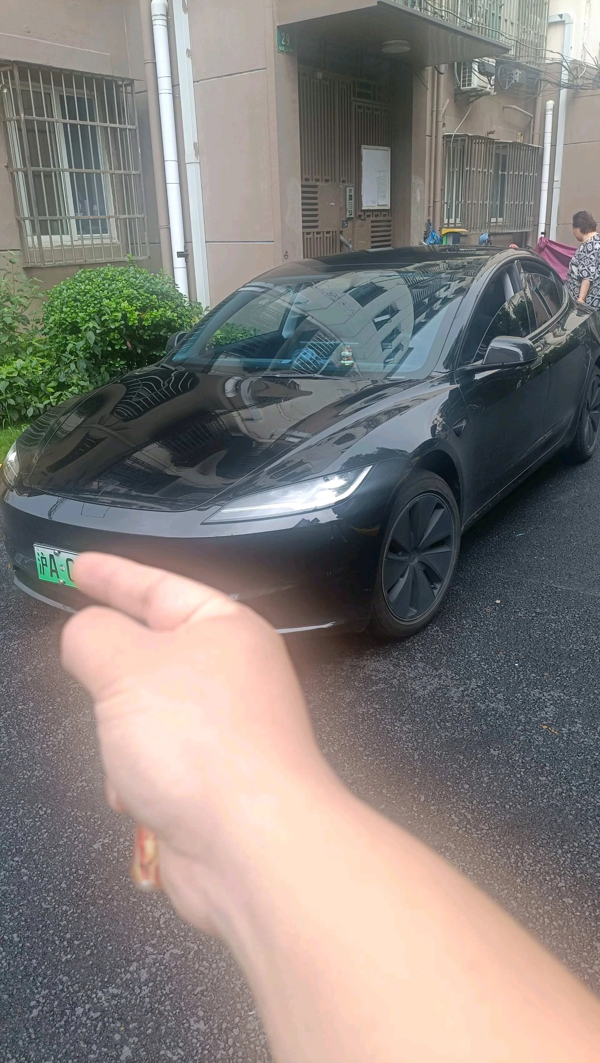 Tesla 2025 Model 3 Rear-Wheel Drive (Facelift) Automatic