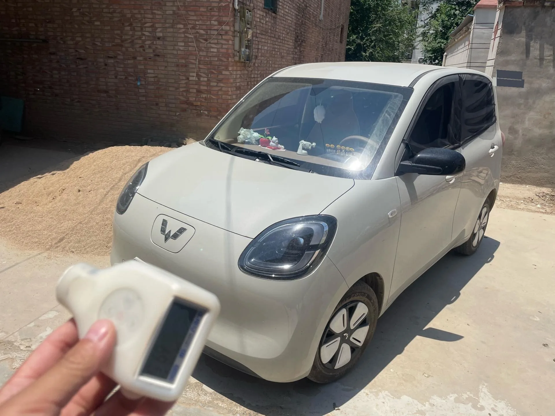 Wuling 2025 Hongguang MINI EV Four-Door Advanced Model Automatic