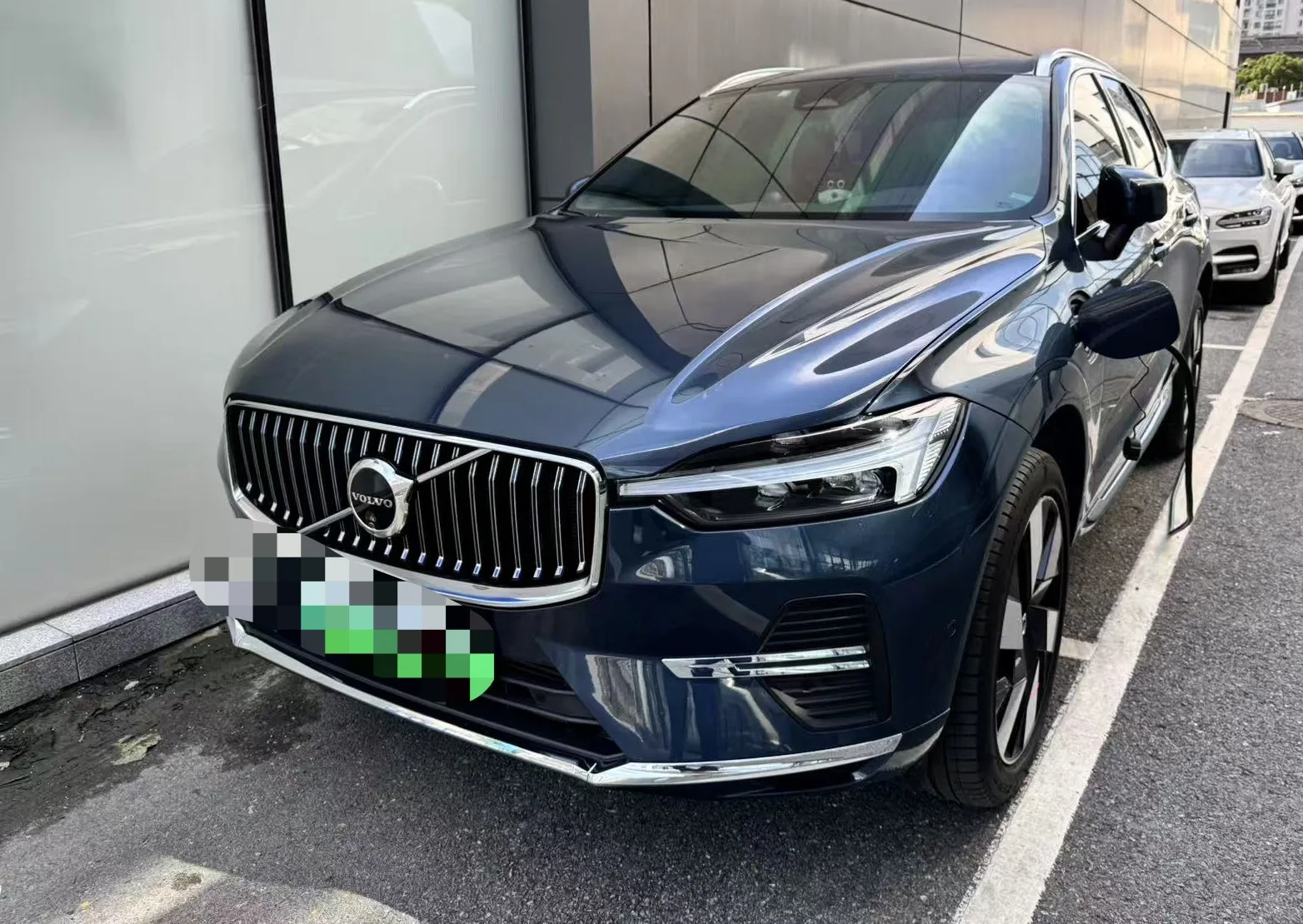 2024 Volvo XC60 New Energy T8 Plug-in Hybrid, Long-Range AWD, Smart Elegance Luxury Edition