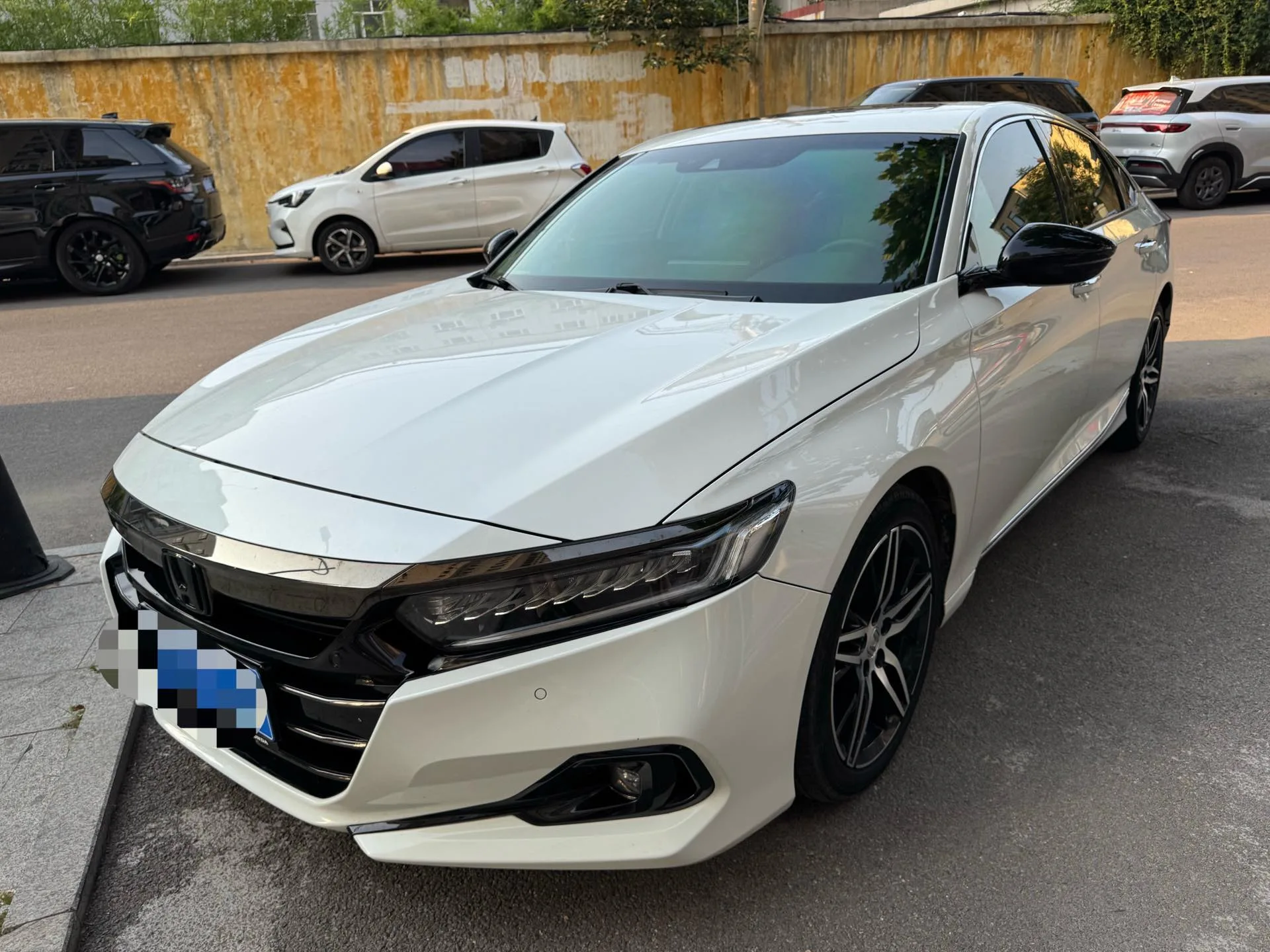 2022 Honda Accord Hybrid 2.0L Phantom Night Edition