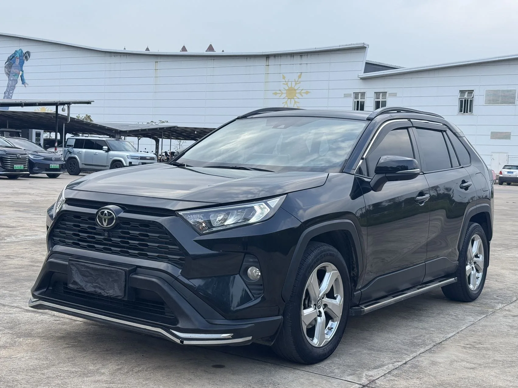 RAV4 2020 2.0L CVT 2WD Fashion Plus Edition
