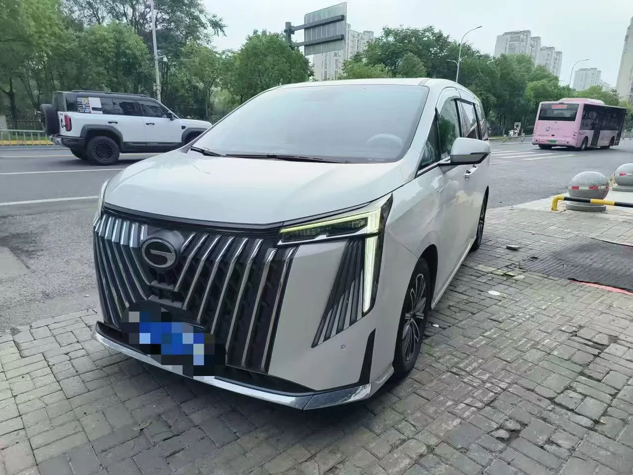 Trumpchi 2024 M8 2.0T 400T Master Series Premium Edition Automatic