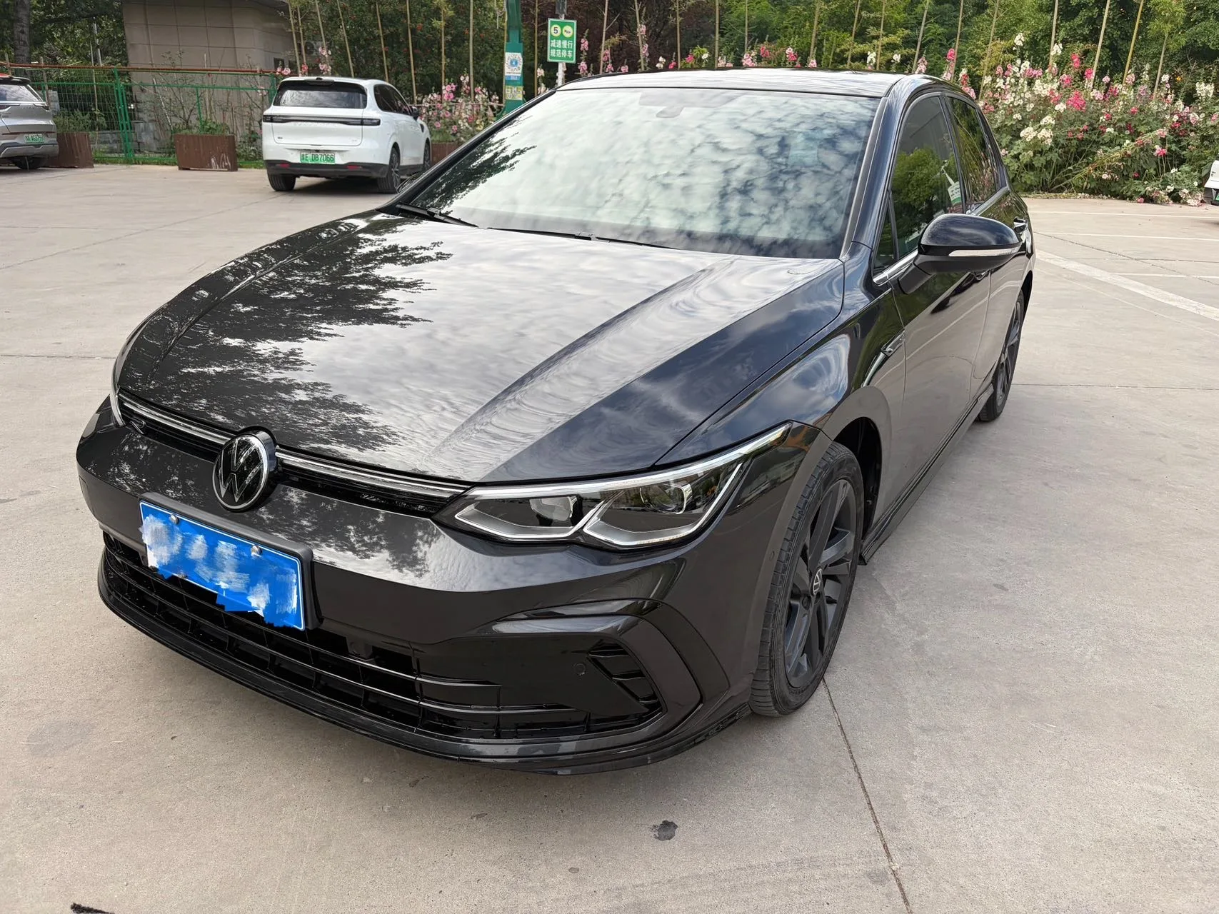 Volkswagen 2023 Golf 8 R-Line 1.4TSI 280TSI Lite Automatic