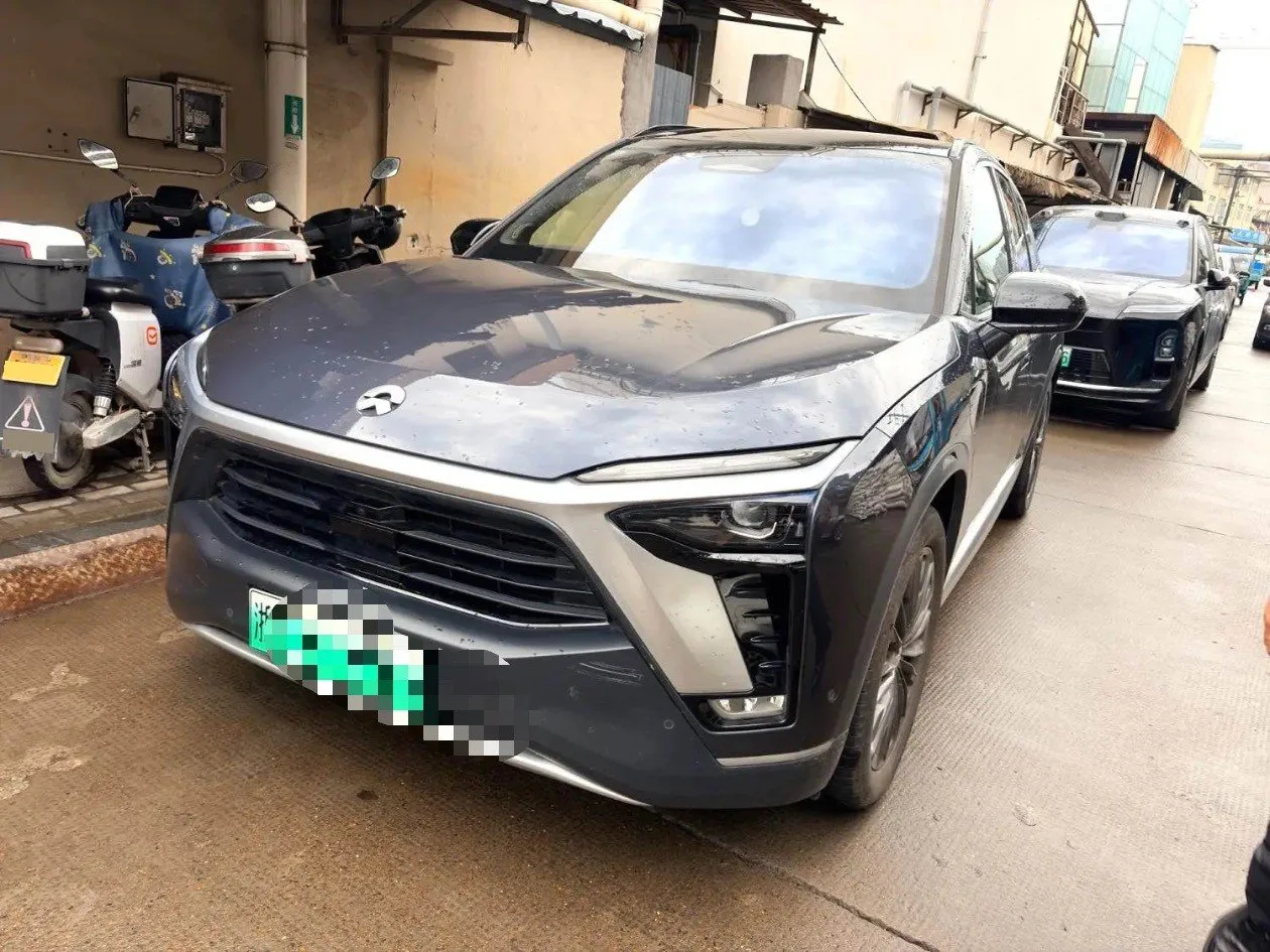 NIO ES8 2022 Model Year, 100kWh, Six-Seater