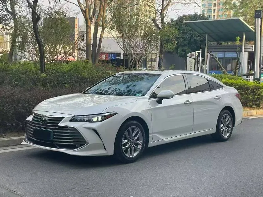 2022 Avalon 2.5L Luxury