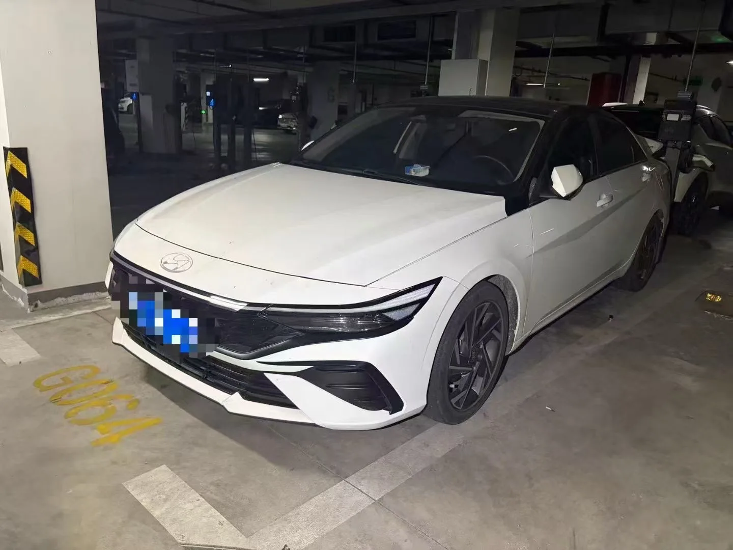 Hyundai Elantra 2023 1.5L CVT LUX Premium Edition